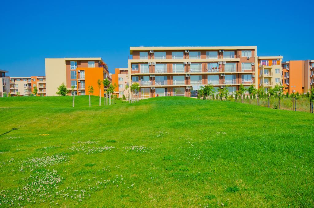 Waterpark Fort Apartments 써니비치 외부 사진