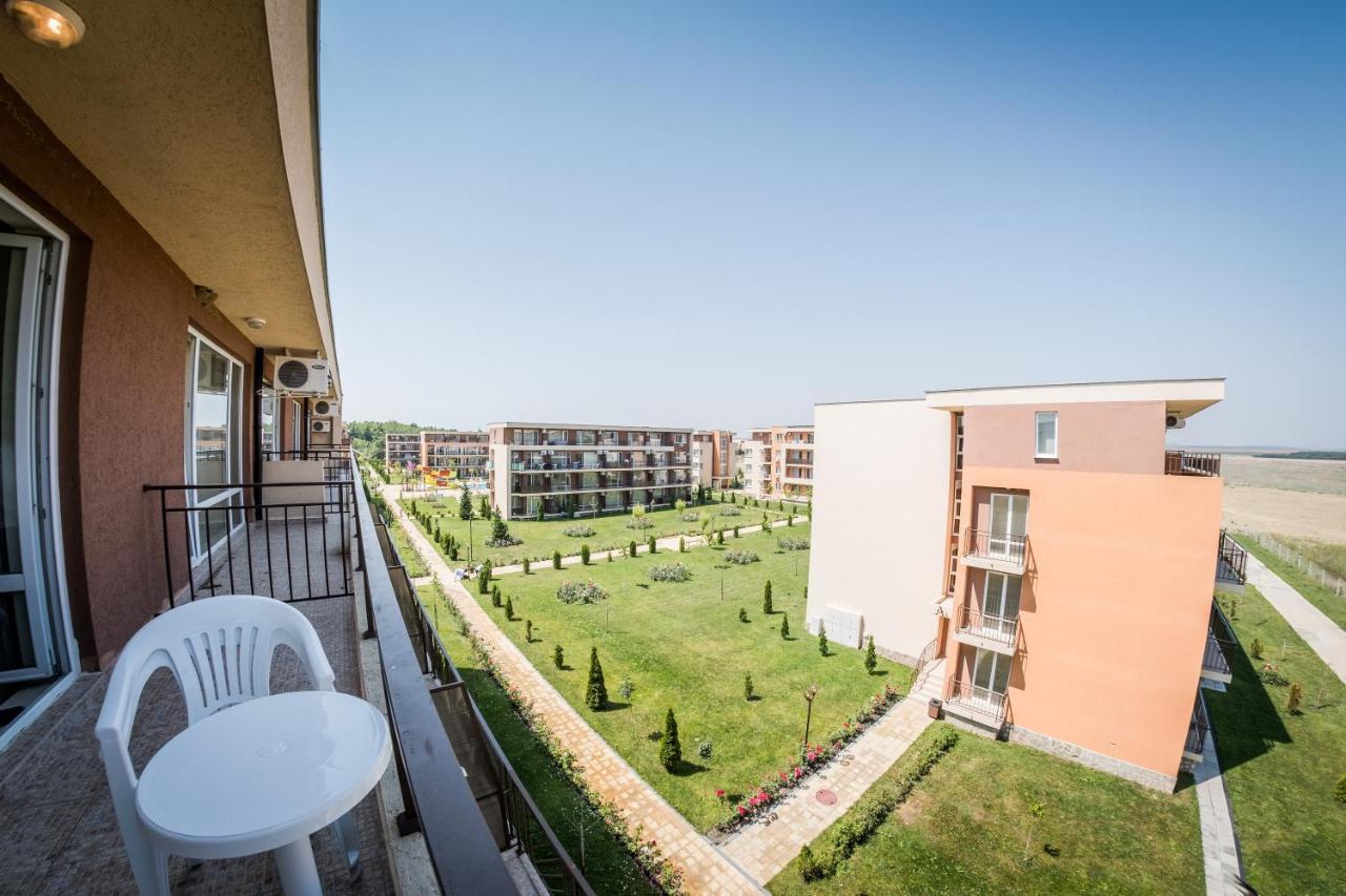 Waterpark Fort Apartments 써니비치 외부 사진