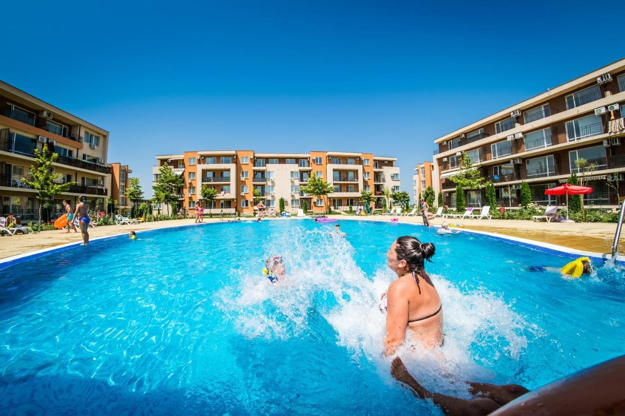 Waterpark Fort Apartments 써니비치 외부 사진