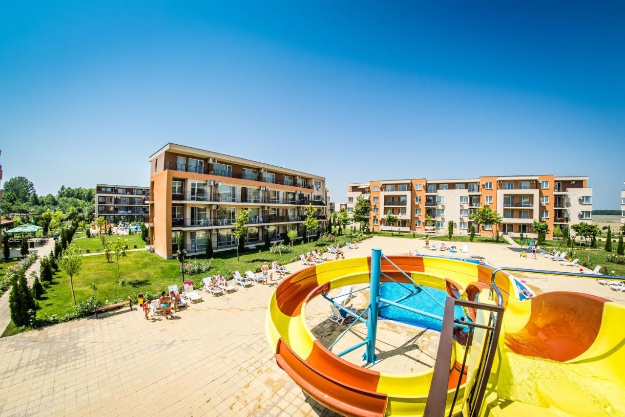 Waterpark Fort Apartments 써니비치 외부 사진