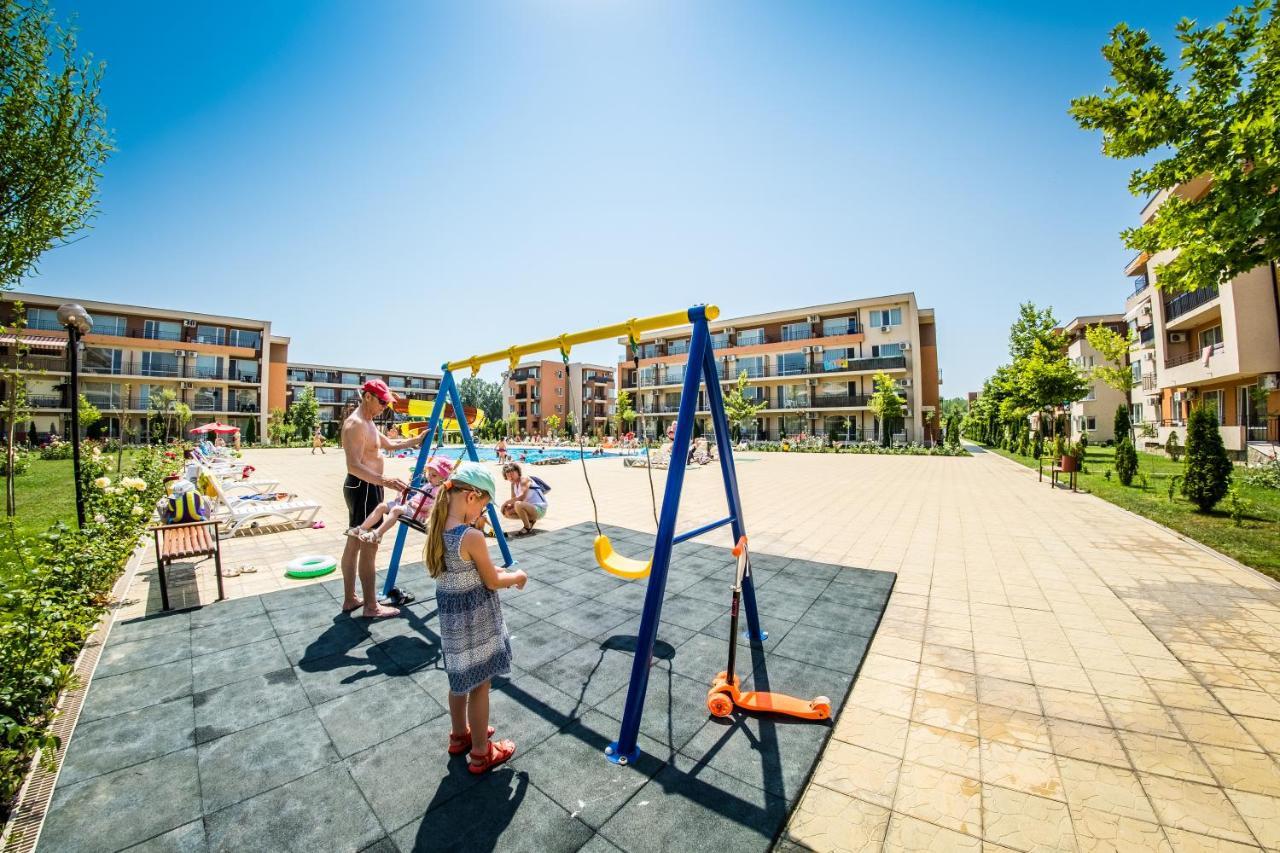 Waterpark Fort Apartments 써니비치 외부 사진
