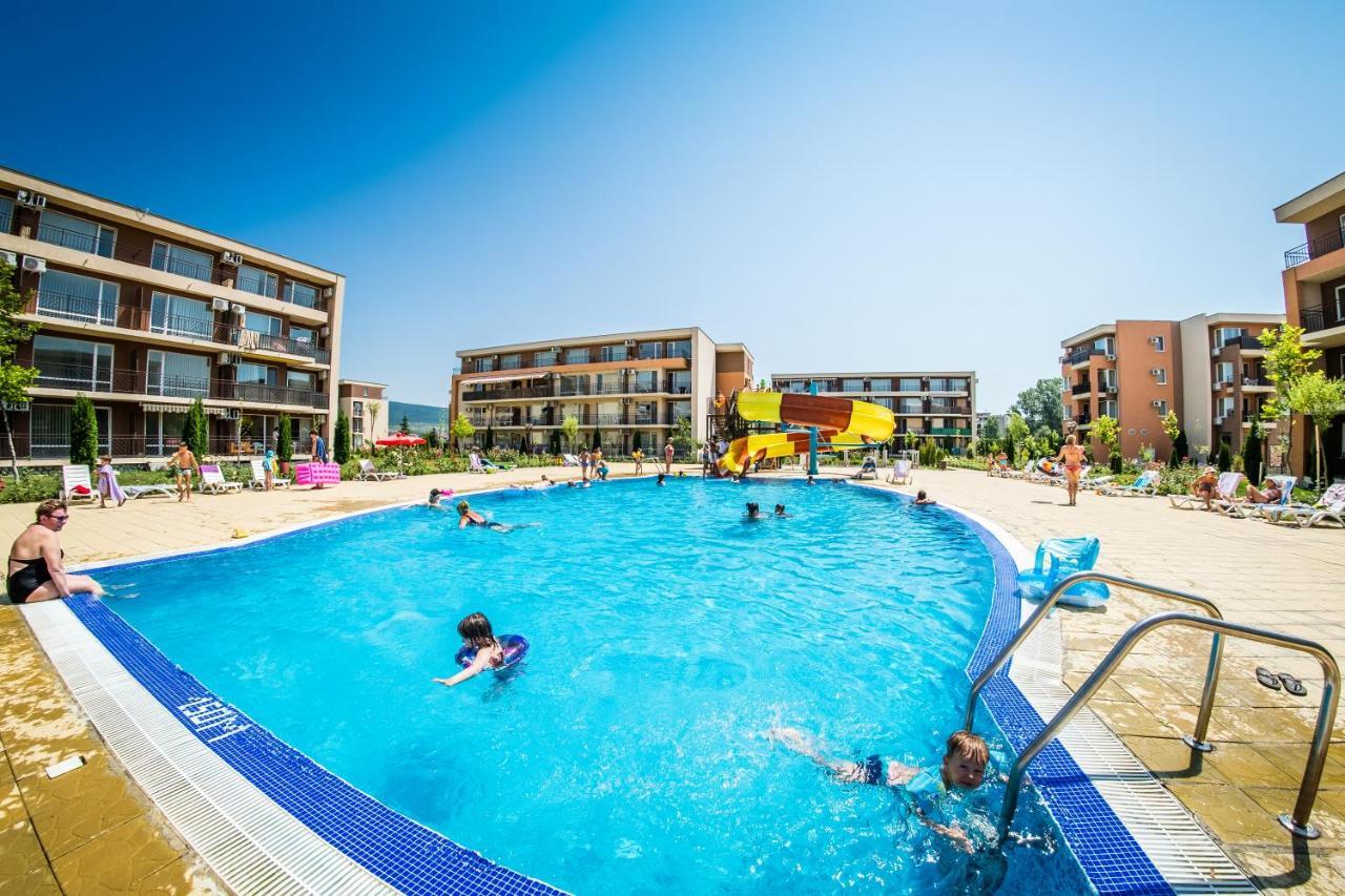 Waterpark Fort Apartments 써니비치 외부 사진