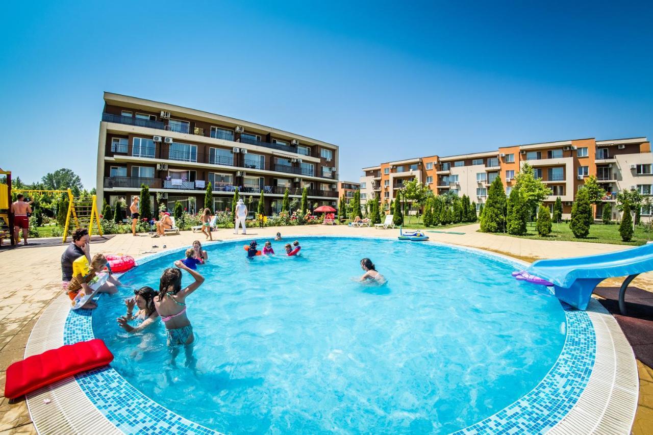 Waterpark Fort Apartments 써니비치 외부 사진