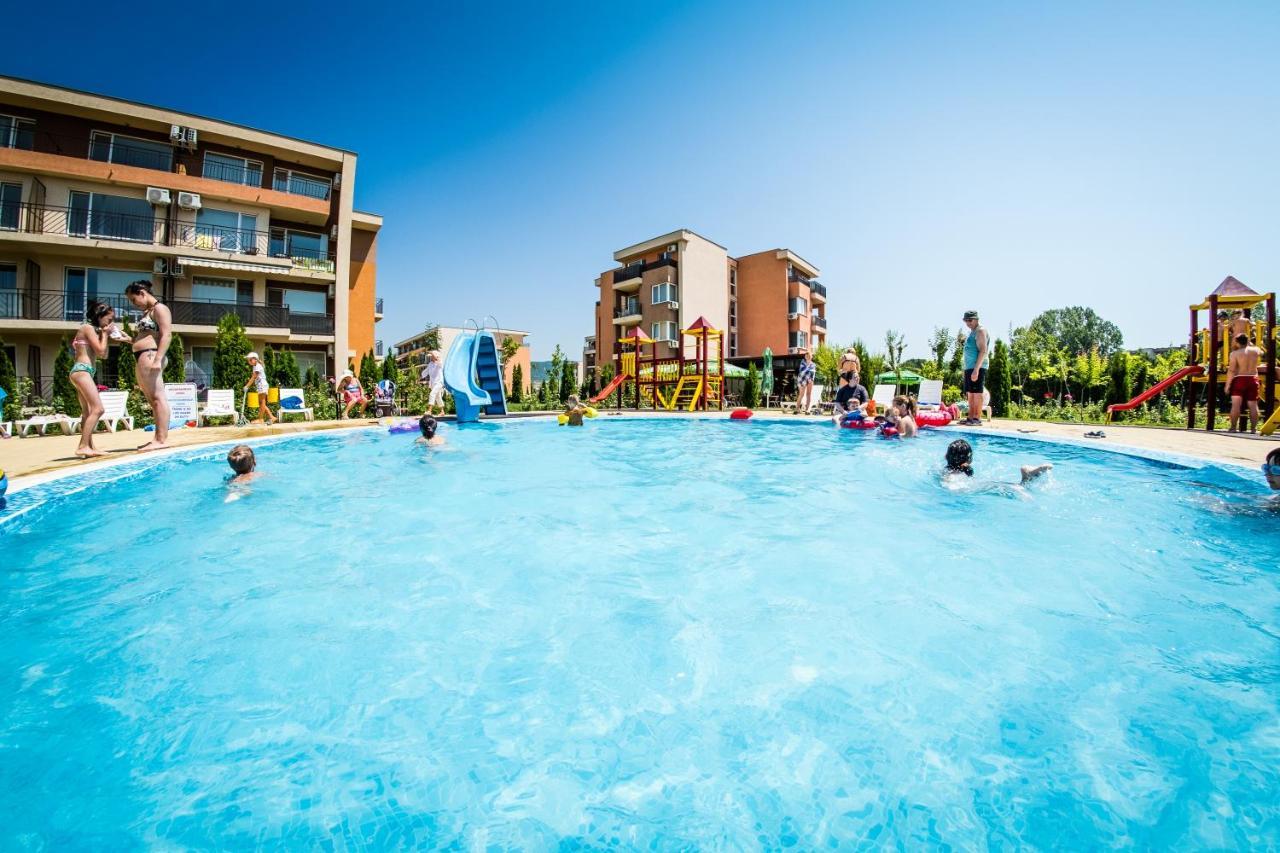Waterpark Fort Apartments 써니비치 외부 사진