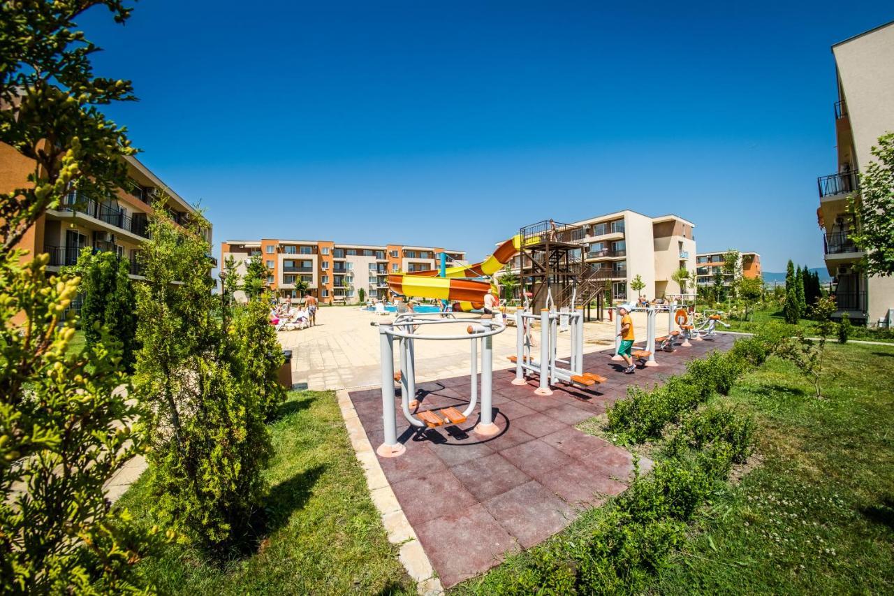 Waterpark Fort Apartments 써니비치 외부 사진
