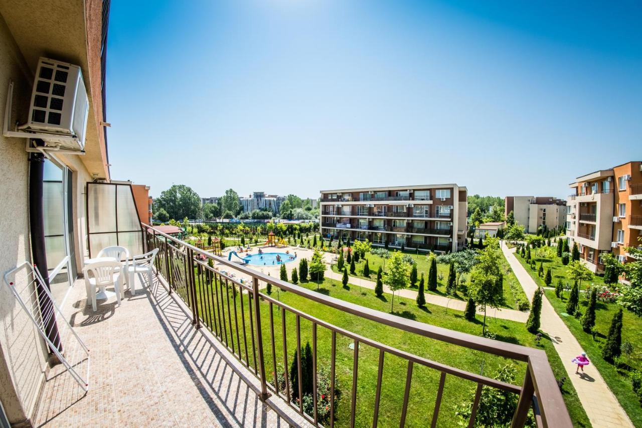 Waterpark Fort Apartments 써니비치 외부 사진