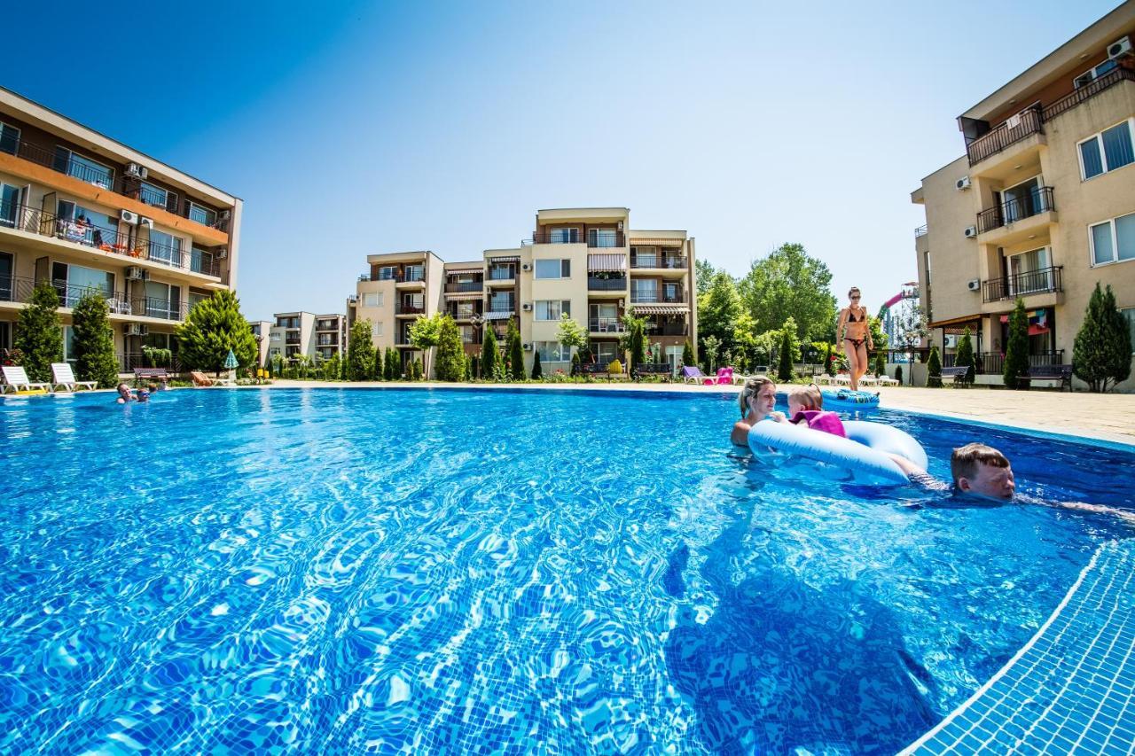 Waterpark Fort Apartments 써니비치 외부 사진
