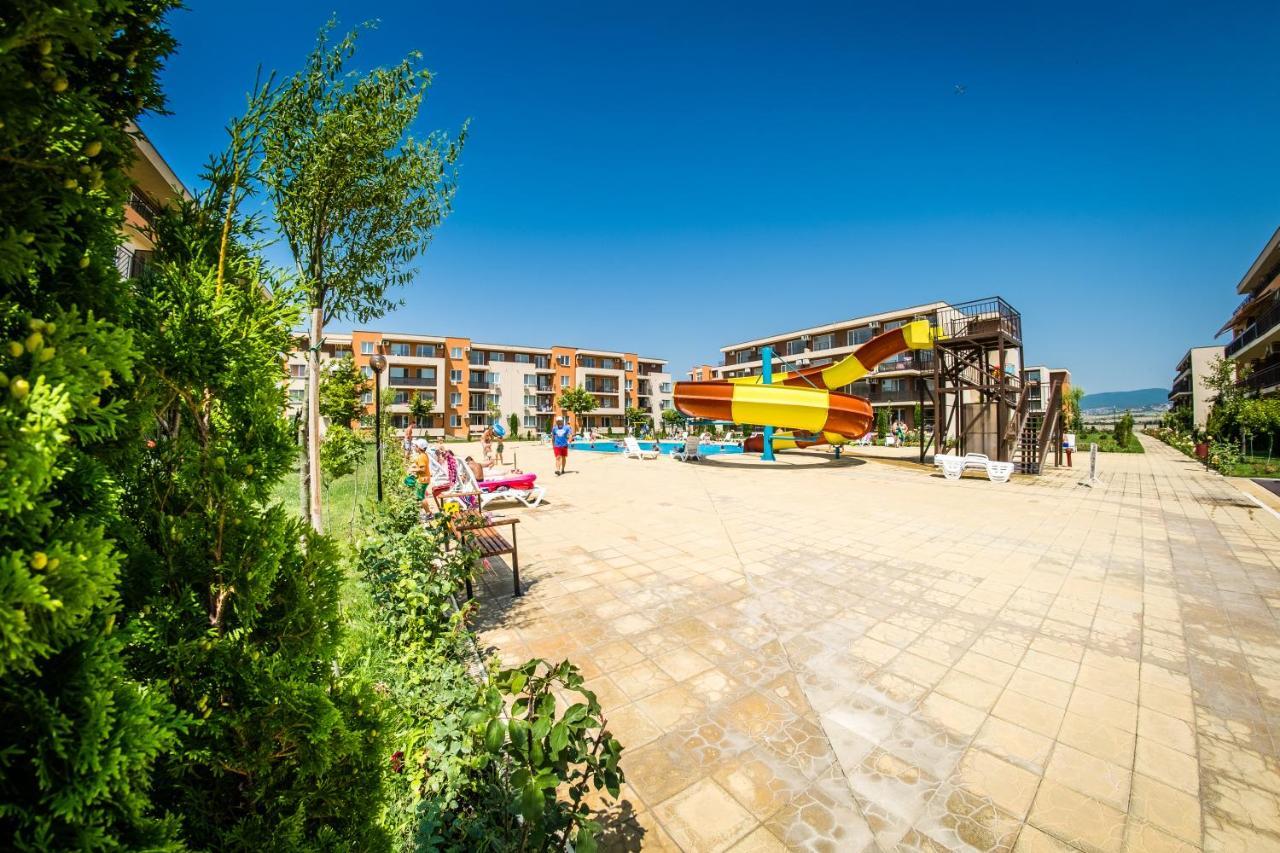 Waterpark Fort Apartments 써니비치 외부 사진