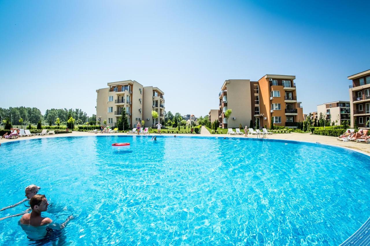 Waterpark Fort Apartments 써니비치 외부 사진